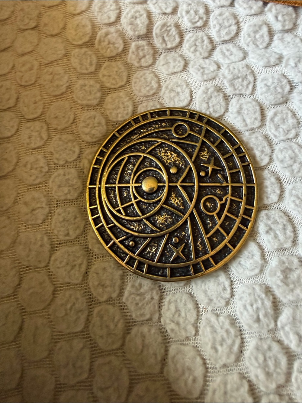 Arcane Magic Circle Divination Metal Token Coin Pin and Pendant Prop - D&D Diame